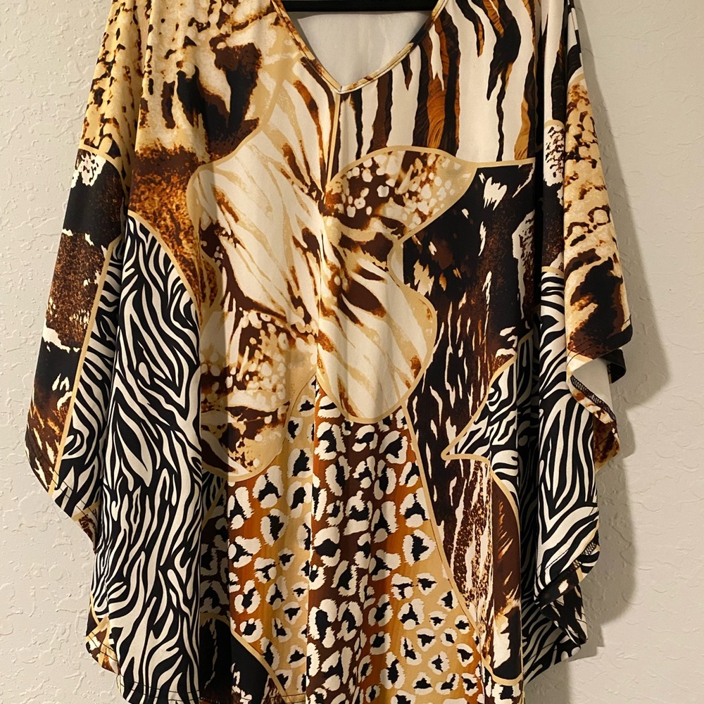 Lily Tan and Brown Asymmetrical Blouse Relaxed Fit